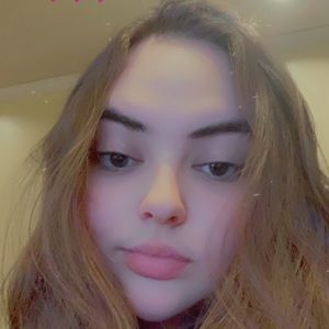 Meet your Posher, Ella